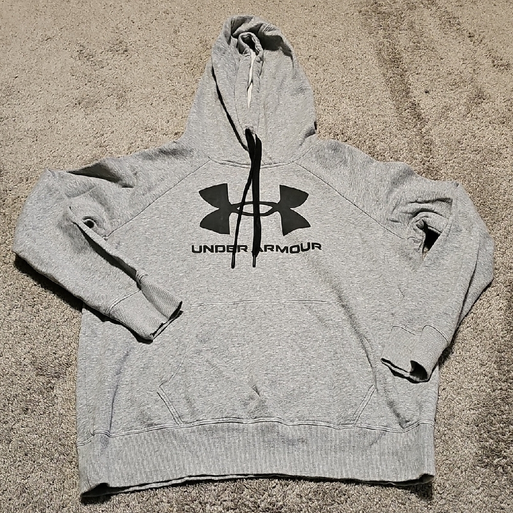 9 Piece Bundle 5- Size M - Picture 2 of 11